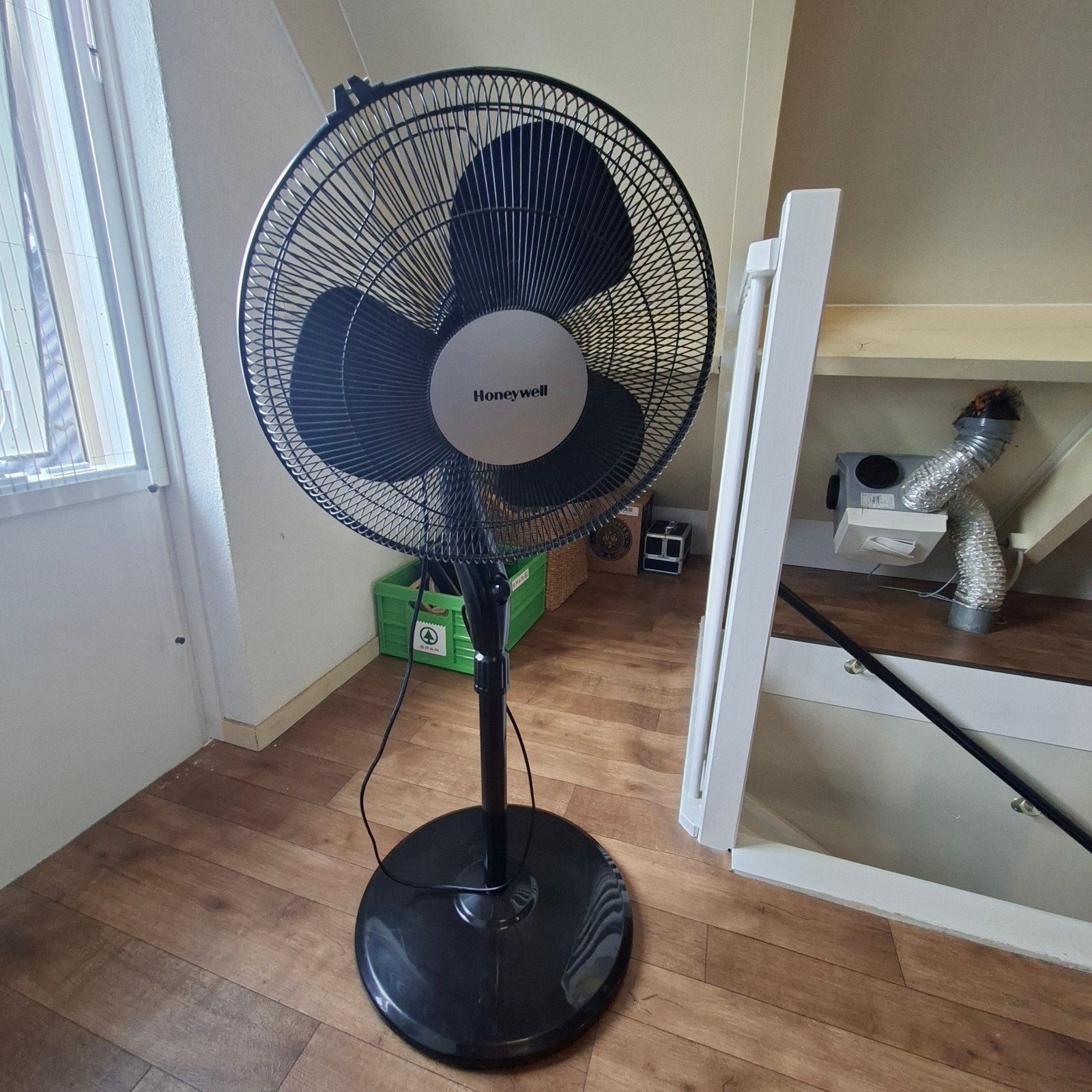 Honeywell Statiefventilator - Zwart, Zo goed als nieuw, Ophalen, Zo goed als nieuw, Statiefventilator