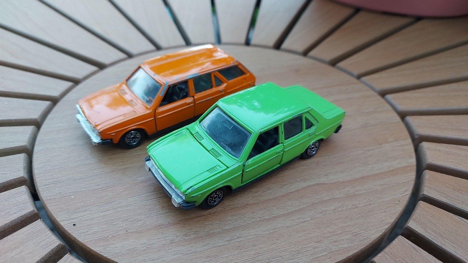 Modelauto Fiat 131 Mirafiori +Familiare Mercury nr.1 en 304, Ophalen of Verzenden, Auto, Overige merken