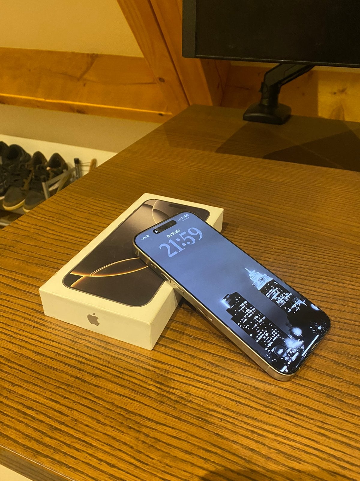 Iphone 16 pro max - 256GB - 100% batterij conditie, Wit, IPhone 16 Pro Max, Zo goed als nieuw, Zonder simlock