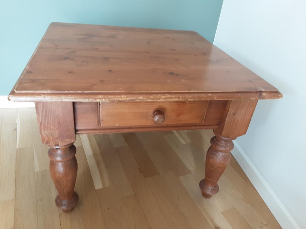 Grenen houten salontafel/ bijzettafel met lade, Ophalen, Gebruikt, Vierkant, 45 tot 60 cm