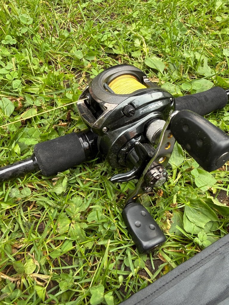 Abu Garcia baitcaster 20-70gr, 210cm, Watersport en Boten, Ophalen, Zo goed als nieuw, Complete hengel