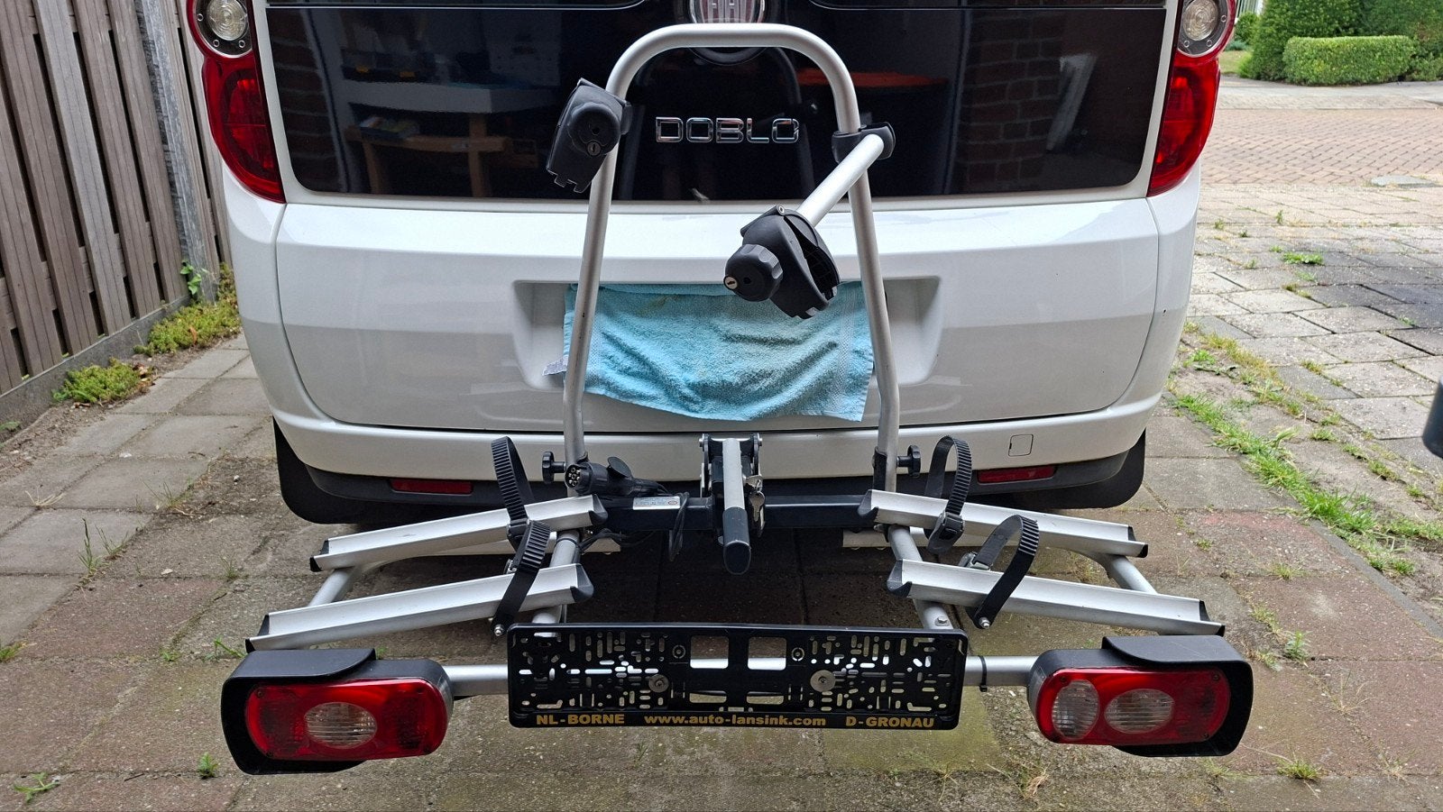 Uebler F 21 fietsendrager, Auto diversen, Ophalen, Gebruikt, 2 fietsen, Trekhaakdrager