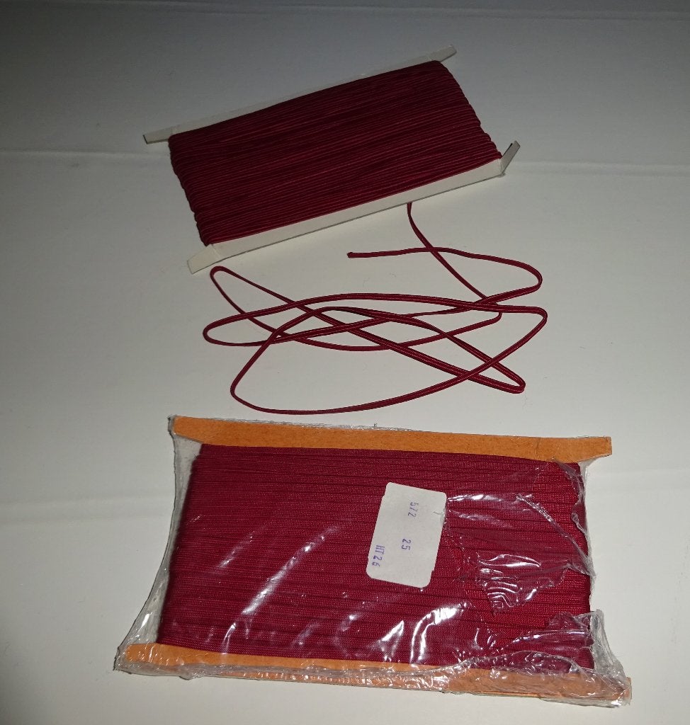 NIEUW soutache lint /galon voor Uniform in bordeaux rood., Ophalen of Verzenden, Nieuw