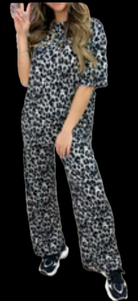 Tweedelige panter set travelstof onesize 36-44, Verzenden, Nieuw, Grijs