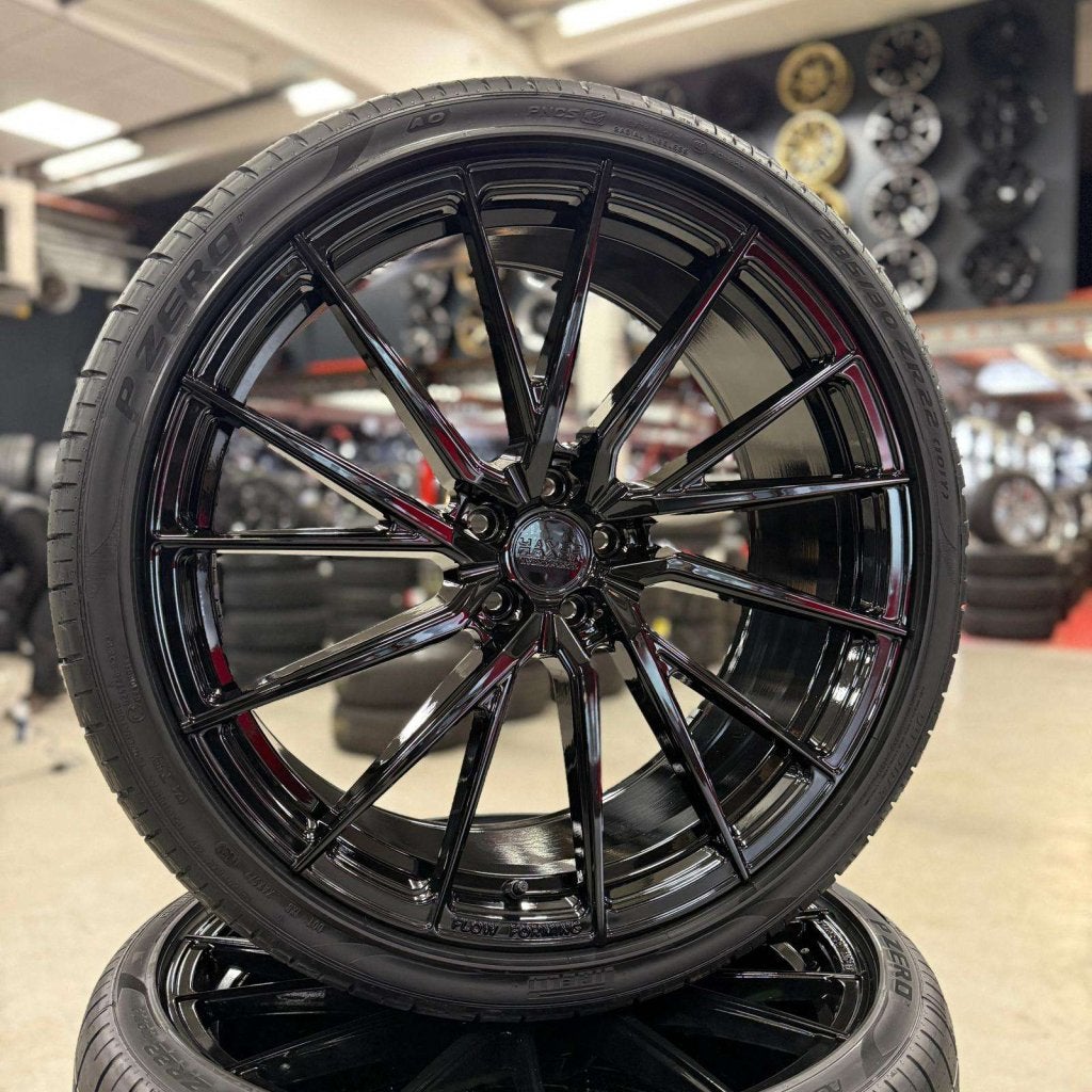 22" Velgen Audi A8 /S8 HAXER HX06F GlansZwart + Pirelli, Niet ingevuld, 285 mm, Banden en Velgen, Niet ingevuld