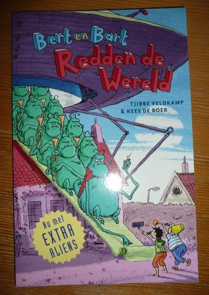 Boek Bert en Bart redden de wereld, Ophalen of Verzenden, Zo goed als nieuw