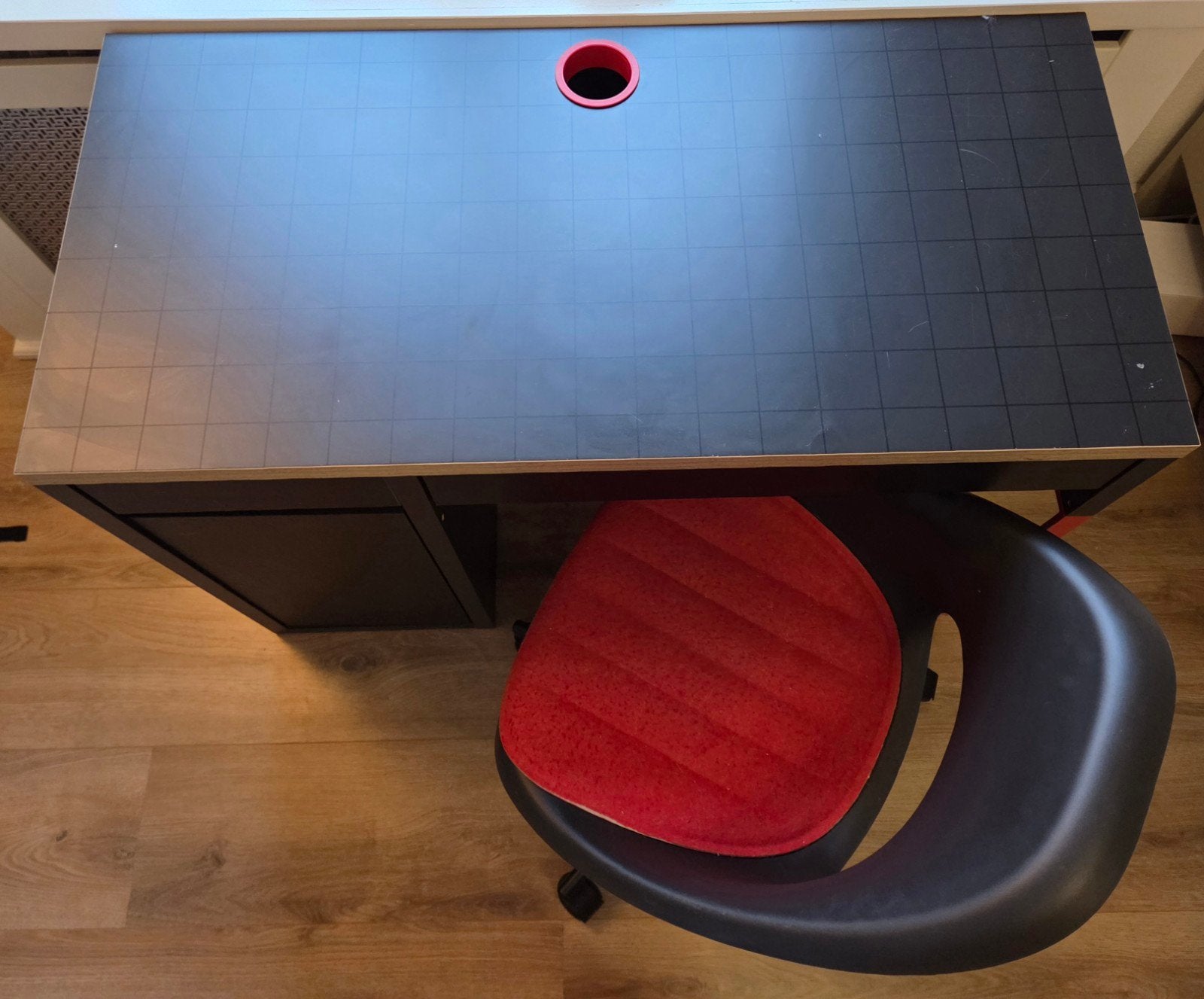 Ikea bureau met bureaustoel, Huis en Inrichting, Bureaus, Ophalen, Gebruikt
