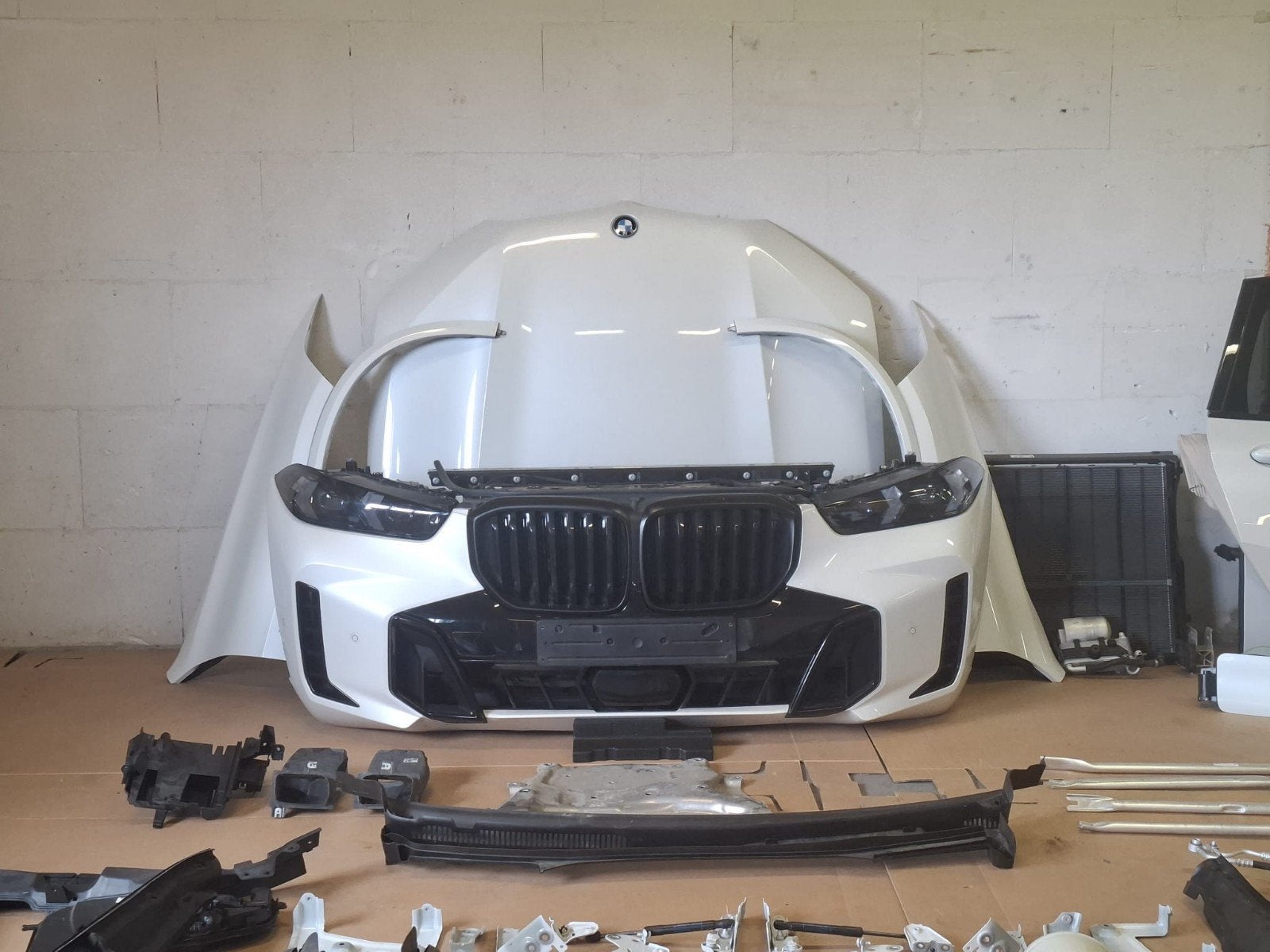 BMW X5 G05 LCI Onderdelen Voorkop Deur Ophanging Interieur
