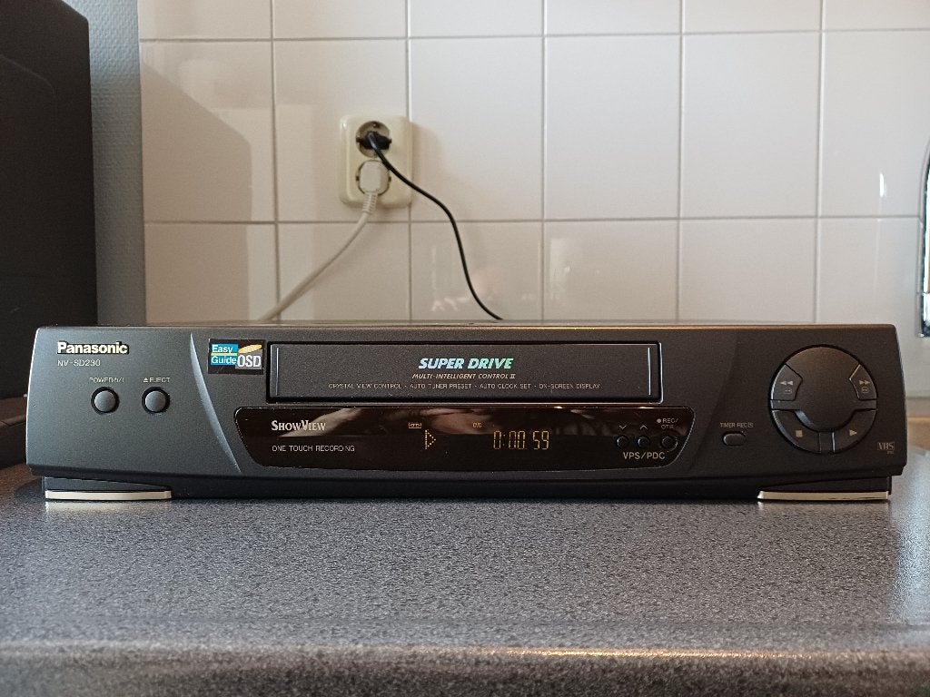 Panasonic NV-SD230 VHS Video recorder, Audio, Tv en Foto, Videospelers, Ophalen, Refurbished, VHS-speler of -recorder