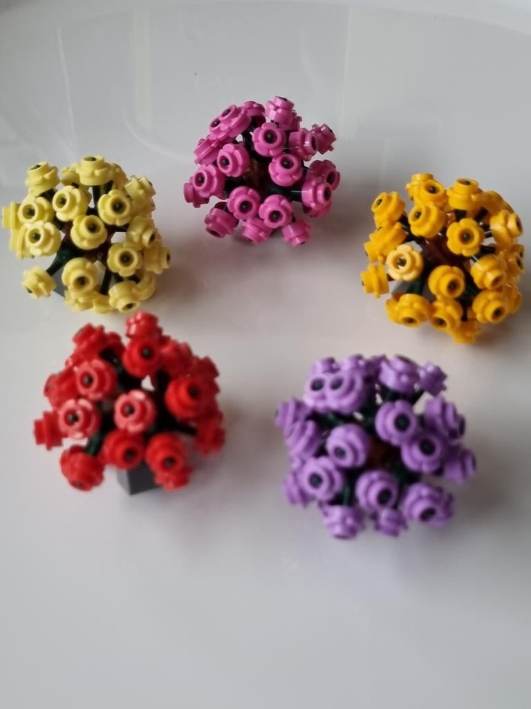 Set van 5 nieuw lego planten / bollen bloemen in 5 kleuren, Kinderen en Baby's, Speelgoed | Duplo en Lego, Ophalen, MOC (eigen creatie)