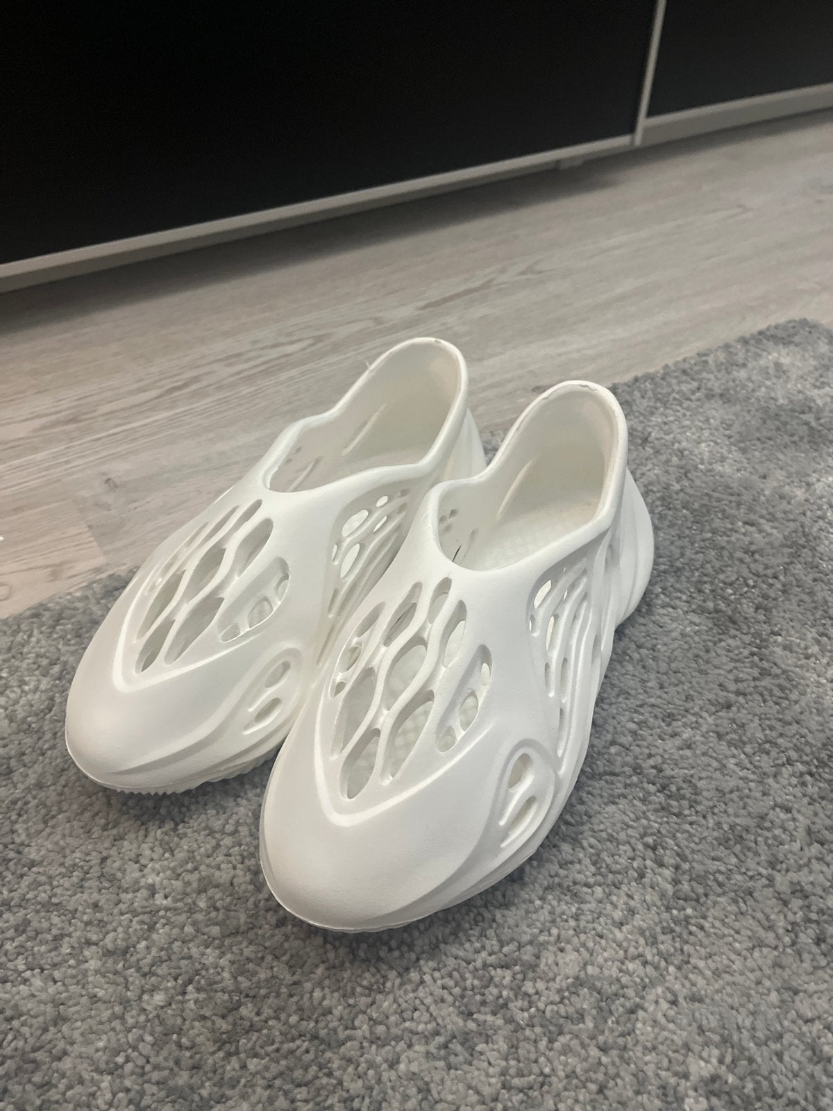 Yeezy Foam Runner Maat 42, Kleding | Heren, Ophalen of Verzenden, Nieuw, Wit, Sneakers of Gympen