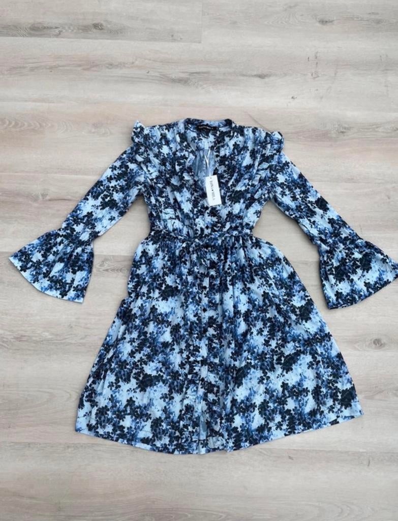 Lona Mila Jurk - Maat 38 - Nieuw!, Kleding | Dames, Maat 38/40 (M), Blauw, Nieuw, Ophalen of Verzenden