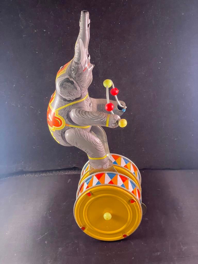 Blikken olifant op trommel / blikken speelgoed / vintage, Antiek en Kunst, Ophalen of Verzenden