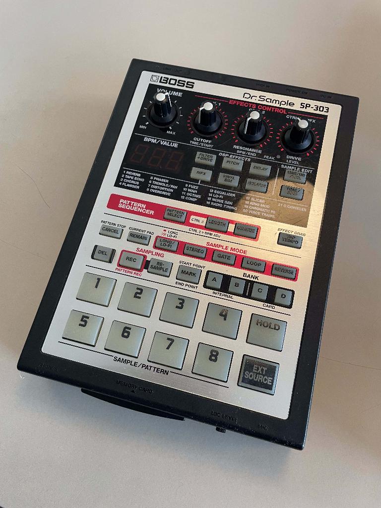 Boss SP-303 Dr. Sample - incl. SmartMedia kaart (32mb), Ophalen, Zo goed als nieuw