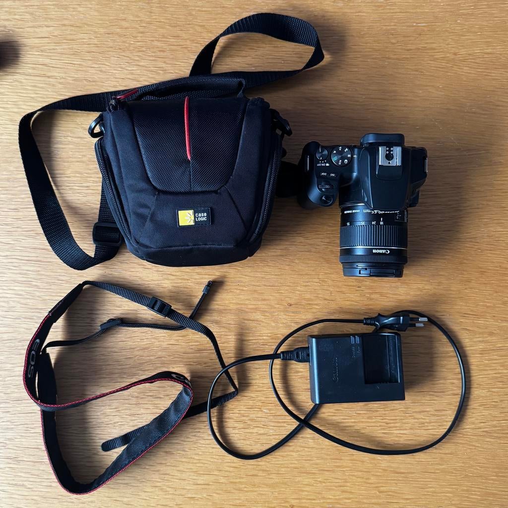 Canon 250D + 18-55mm EFS | Topstaat | Complete set €550, Ophalen, Spiegelreflex, Canon, Zo goed als nieuw