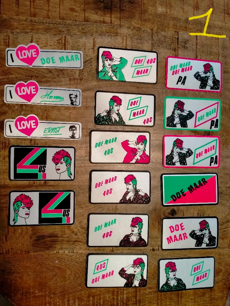 Doe maar Ernst Henny vintage logo muziek stickers Jan band, Verzamelen, Muziek, Artiesten en Beroemdheden, Ophalen of Verzenden