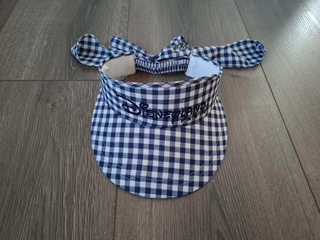 Disneyland Paris Vintage Sun Cap
/ Zonneklep, Ophalen of Verzenden, Overige figuren, Zo goed als nieuw, Kleding of Textiel