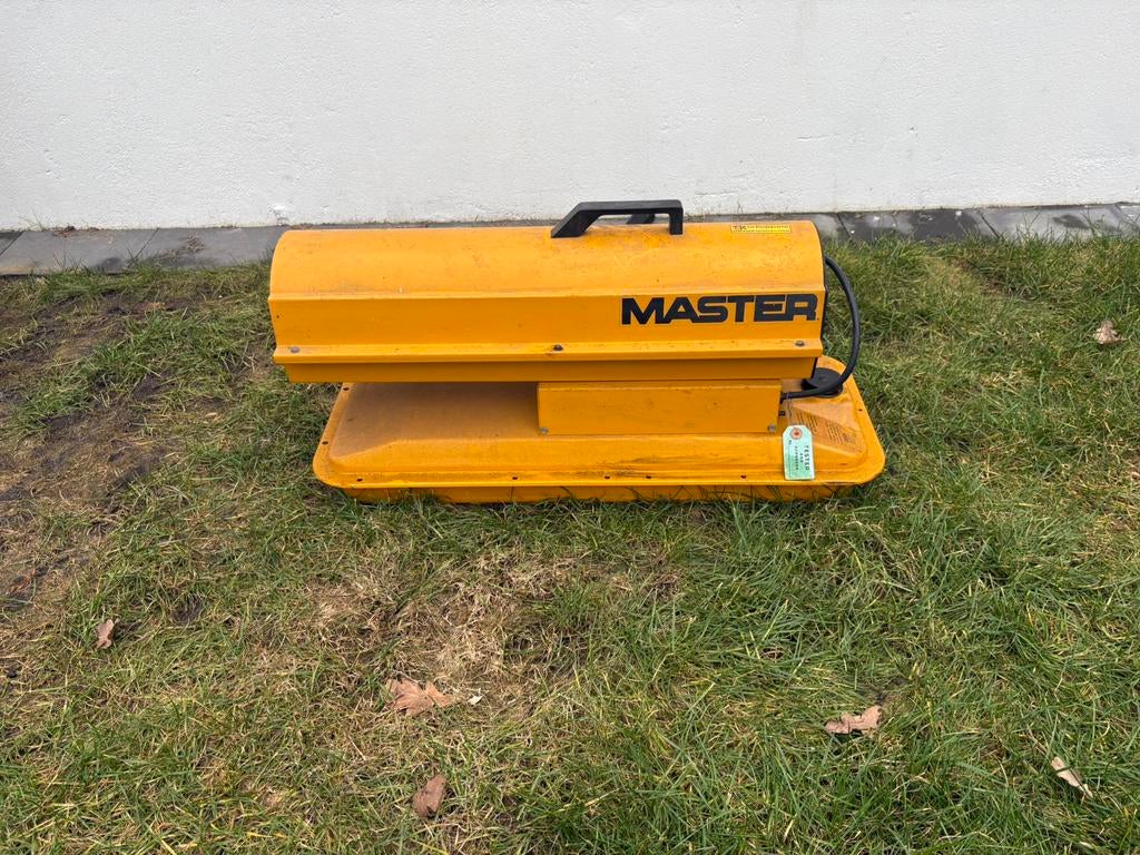 Master diesel heater, Ophalen, 30 tot 80 cm, Kachel, Zo goed als nieuw