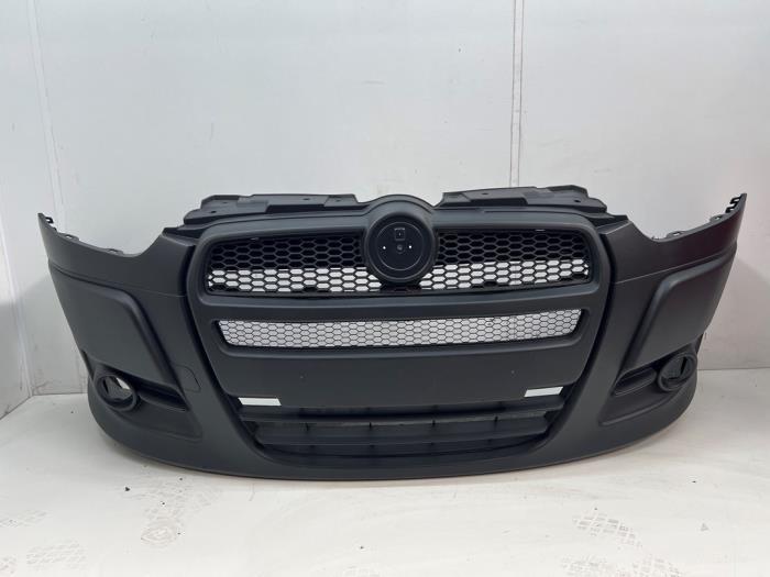 Voorbumper van een Fiat Doblo, Gebruikt, -, -, Ophalen of Verzenden