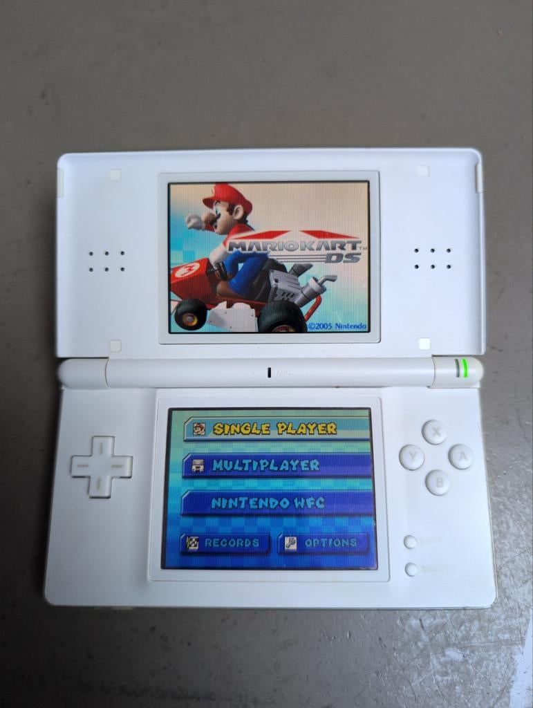Nintendo DS Lite met veel spellen en opbergtas - Omgebouwd, Spelcomputers en Games, Wit, DS Original of Phat, Ophalen of Verzenden