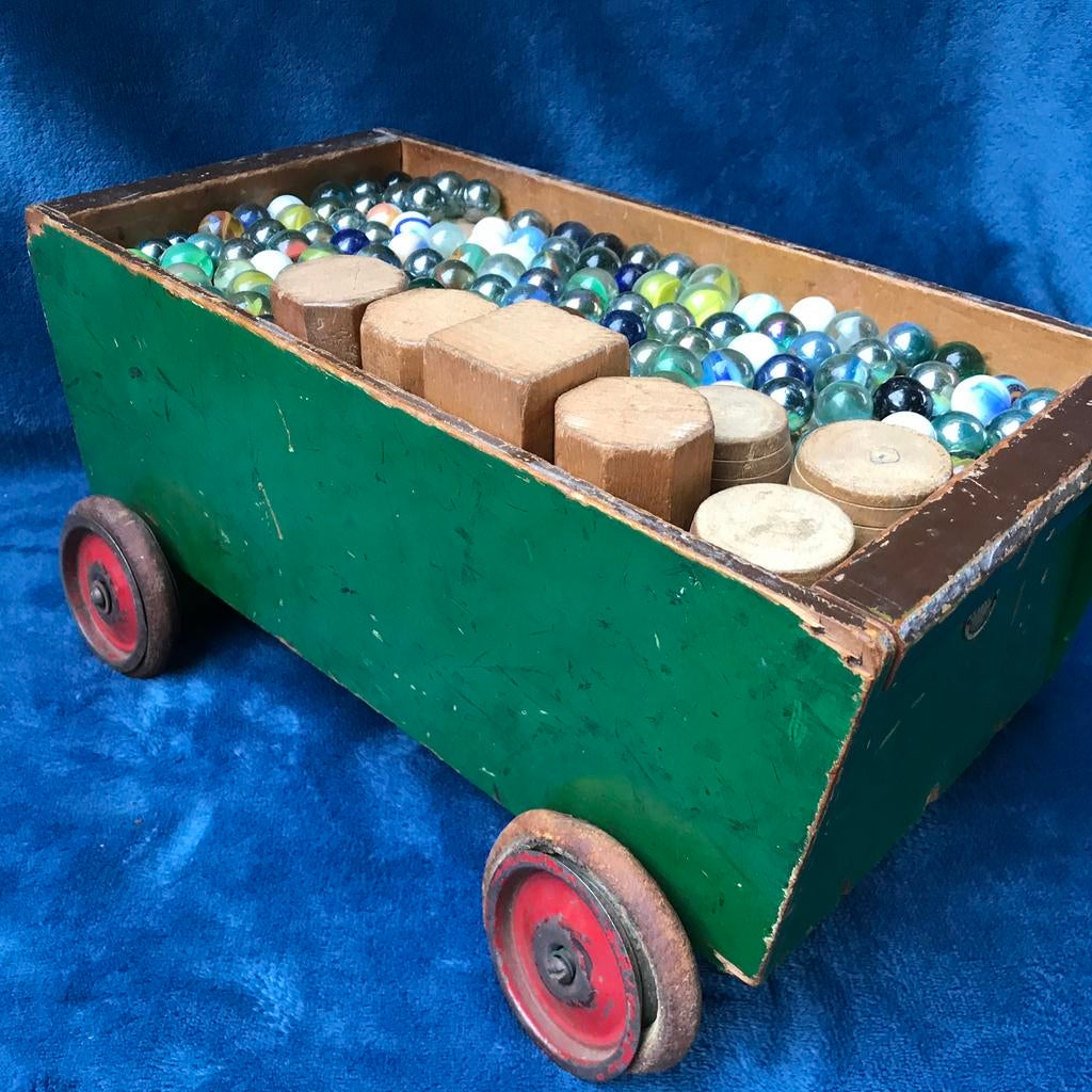 Antieke houten trekwagen van ADO oude knikkers en blokken, Antiek en Kunst, Ophalen of Verzenden