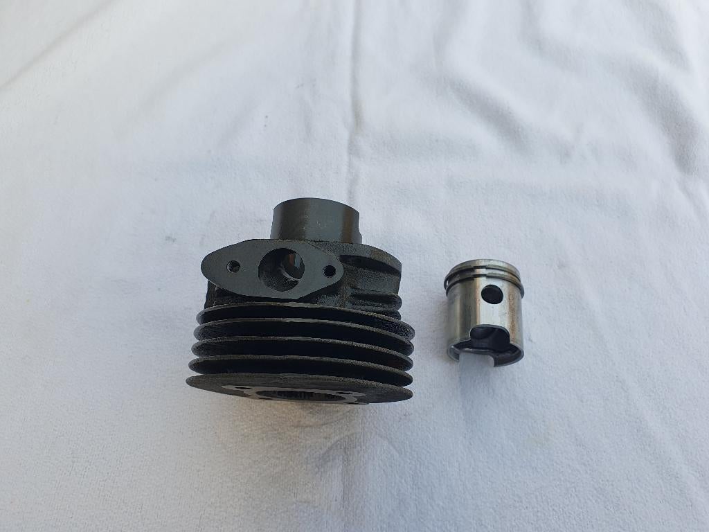 Cilinder en zuiger Tomos 4 pk buitenboordmotor T3 T4 T4.5, Ophalen of Verzenden, Gebruikt, Motor en Techniek
