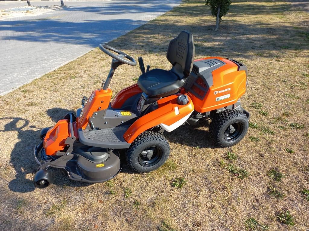 Husqvarna Rider R214TC Comfort Edition frontmaaier zitmaaier, Tuin en Terras, Zitmaaiers, Ophalen of Verzenden, Nieuw