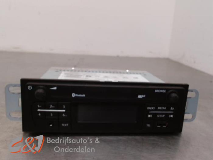 Radio van een Renault Master, Auto-onderdelen, Gebruikt, -, Renault, -