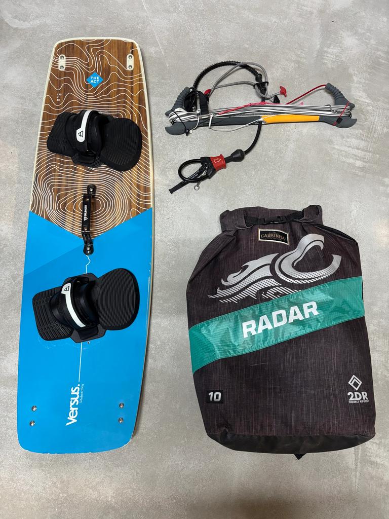 Cabrinha Radar 10m + Ten The Act 135x40 + Cabrinha Bar, Ophalen, Gebruikt, Kitesurf-set, Twintip