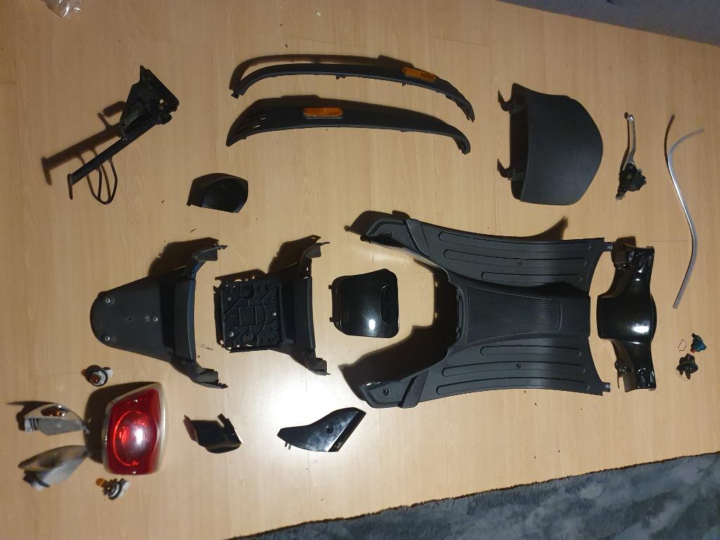 Vespa LX in onderdelen 2-takt 4-takt Piaggio zip Vespa 2t 4t, Fietsen en Brommers, Brommeronderdelen | Scooters, Piaggio, Vespa