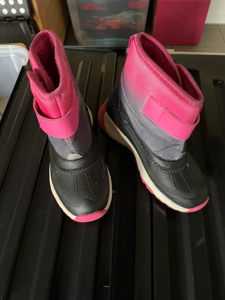 Snowboots maat 30, Kinderen en Baby's, Ophalen of Verzenden, Zo goed als nieuw, Laarzen
