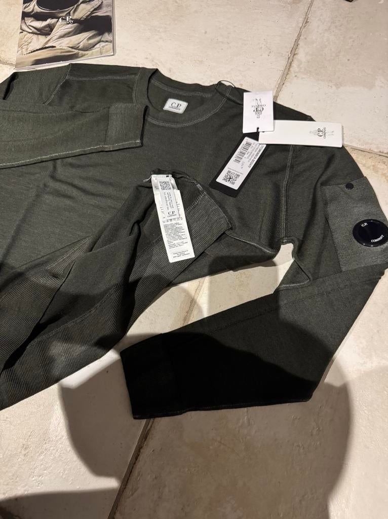 Nieuwe originele casual CP Company sweater M en XL, Kleding | Heren, Ophalen of Verzenden, Nieuw, Groen
