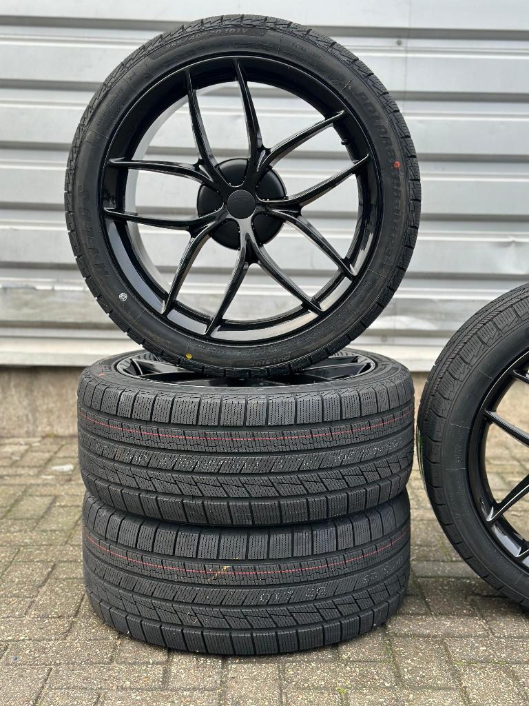 20 inch TESLA Sportvelgen met Winterbanden Model Y Model 3, Auto-onderdelen, Banden en Velgen, Niet ingevuld, 255 mm, Banden en Velgen