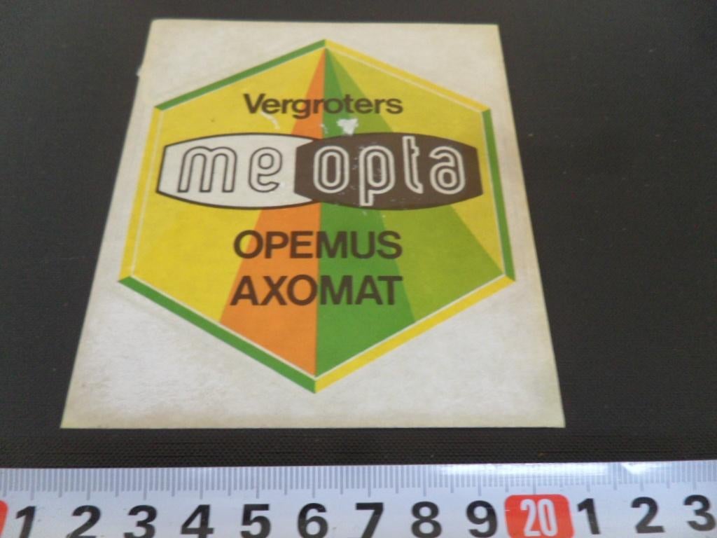 sticker Vergroters ME OPTA opemus axomat, Ophalen, Zo goed als nieuw