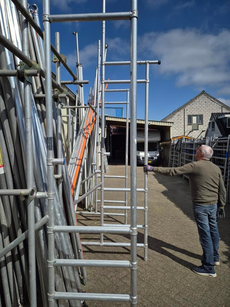 Skyline opbouw frames skyworks, Doe-het-zelf en Verbouw, Steigers, Ophalen, Zo goed als nieuw, Rolsteiger of Kamersteiger, 5 meter of hoger