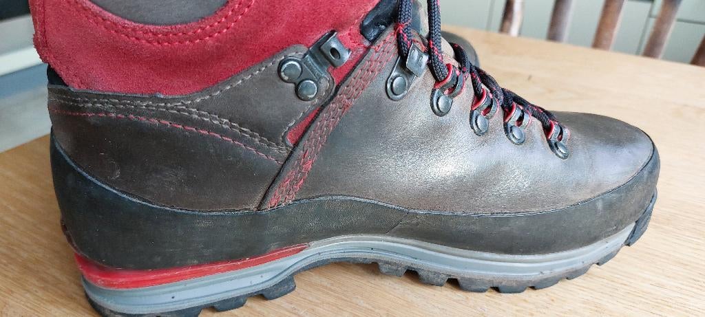 Meindel C/D Bergschoenen maat 44 bruin, Sport en Fitness, Bergsport en Wandelen, Ophalen of Verzenden, Zo goed als nieuw, Schoenen