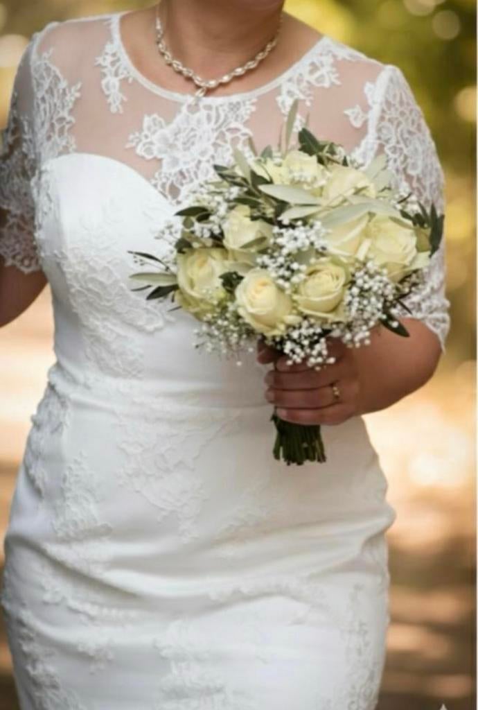 Prachtige witte trouwjurk met kant, Ophalen of Verzenden, Zo goed als nieuw, Wit, Trouwjurk