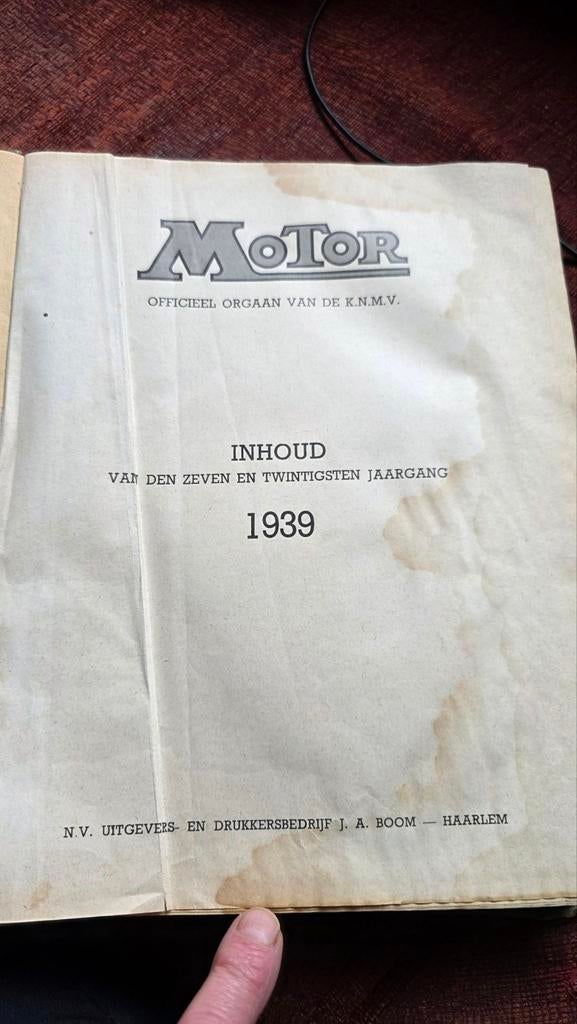 K.N.M.V. Motorboek 1939. Verzameling weekblad motor, Boeken, Motoren, Ophalen of Verzenden, Gelezen