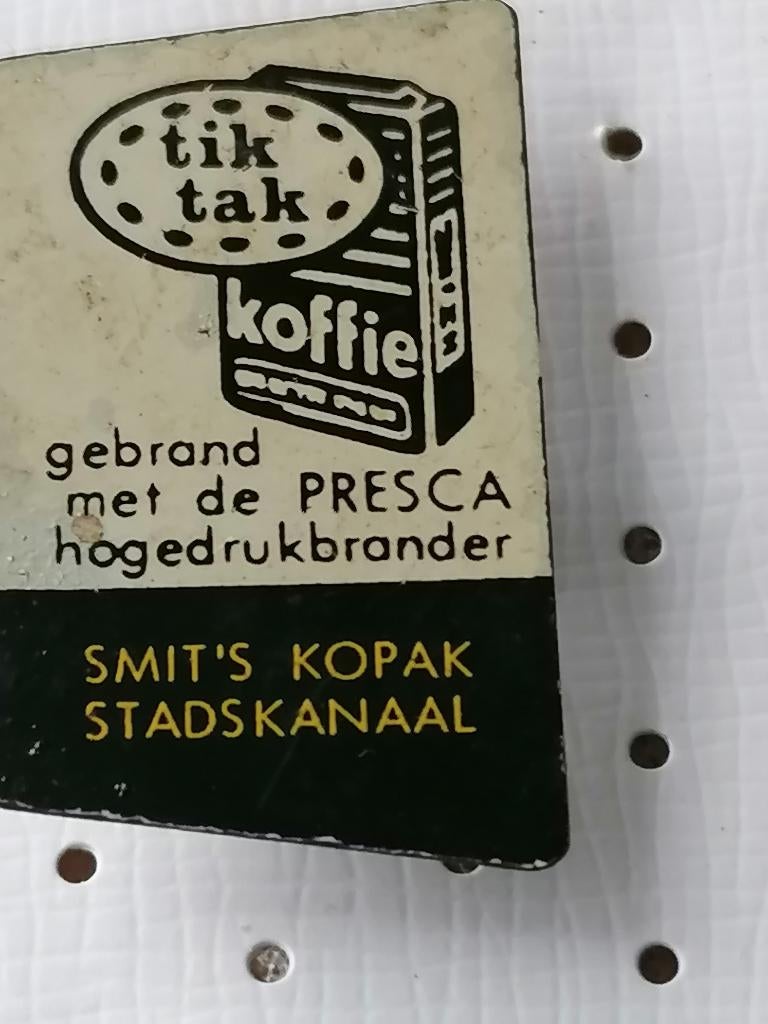SPELD TIK TAK   SMIT,S KOPAK STADSKANAAL, Ophalen of Verzenden, Gebruikt, Merk, Speldje of Pin