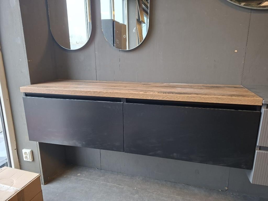 badkamermeubel 160 breedte, Huis en Inrichting, Badkamer | Badkamermeubels, Ophalen, 150 tot 200 cm, Zo goed als nieuw, Minder dan 100 cm