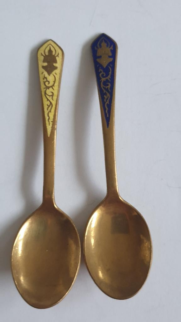 1135 2 messing theelepels uit thailand, Verzenden, Rvs of Chroom