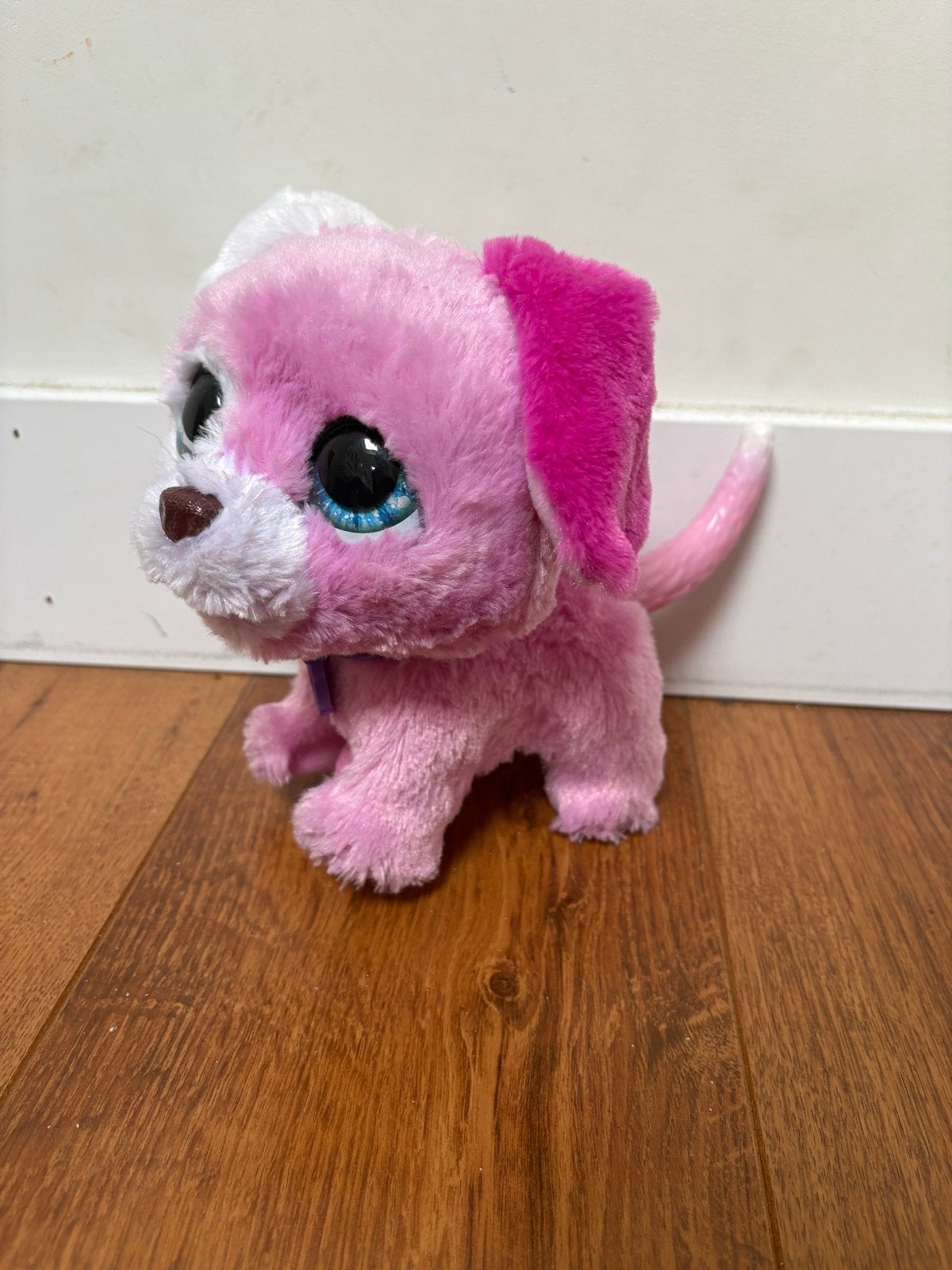 Roze interactieve puppy met riem - FurReal Friends, Overige merken, Met geluid, Zo goed als nieuw, Middelgroot (20 tot 80 cm)