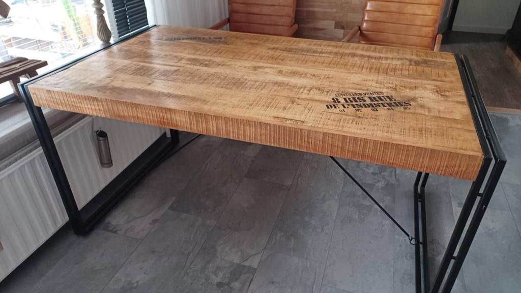 Eettafel mangohout, Ophalen, 50 tot 100 cm, Zo goed als nieuw, 150 tot 200 cm