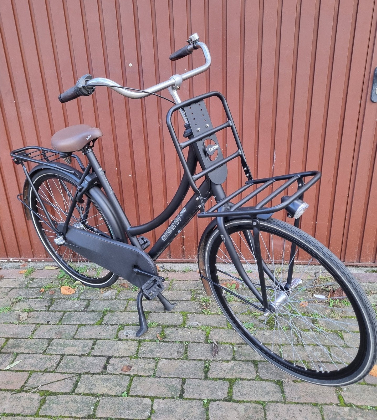 cortina u4 transportfiets 28inch 3speed in nette staat, Fietsen en Brommers, 56 cm of meer, Ophalen of Verzenden, Zo goed als nieuw