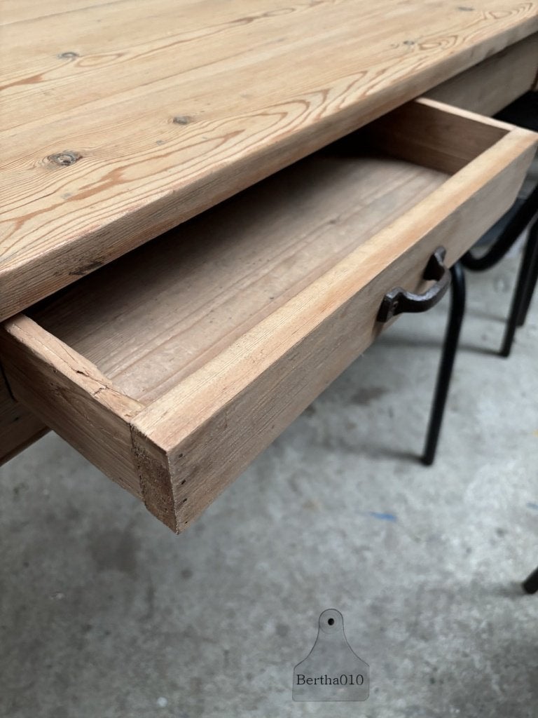 Authentieke antieke Franse boerentafel 300 cm lang, 200 cm of meer, 50 tot 100 cm, Zo goed als nieuw, Vijf personen of meer