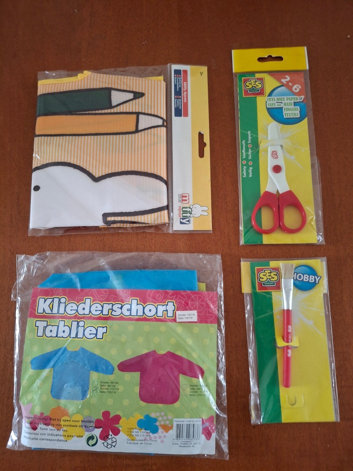 2 kliederschorten, eerste schaar en plakkwast, Ophalen of Verzenden, Nieuw