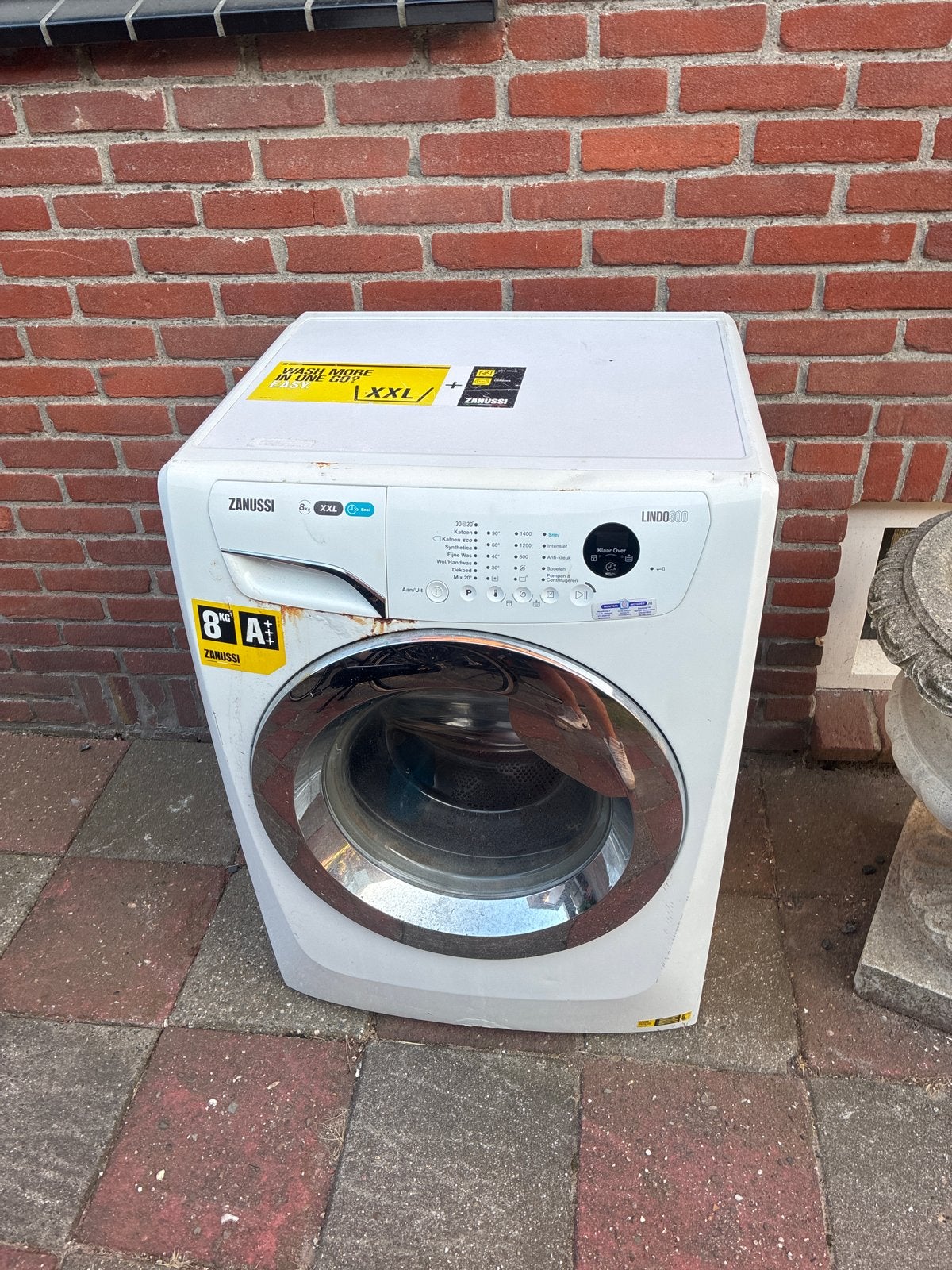 Defecte Zanussi Lindo300 wasmachine, Witgoed en Apparatuur, Wasmachines, Ophalen, 1200 tot 1600 toeren, 8 tot 10 kg, Niet werkend