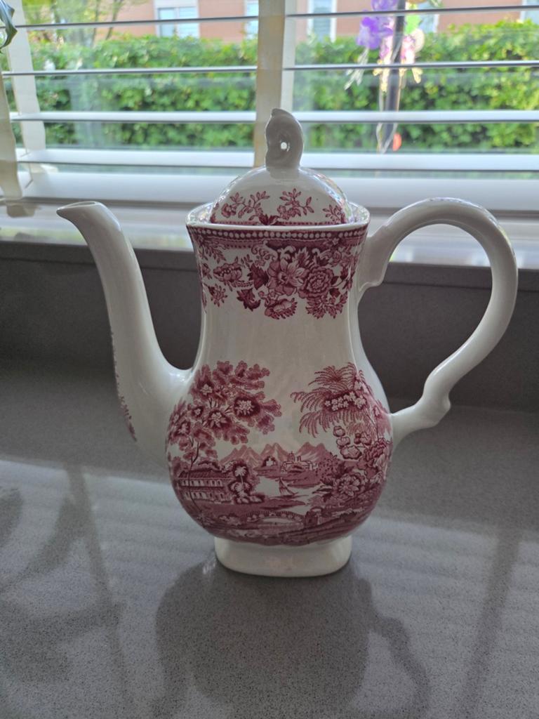 Myott Tonquin Theepot - Klassiek Rood-Wit Design, Ophalen of Verzenden