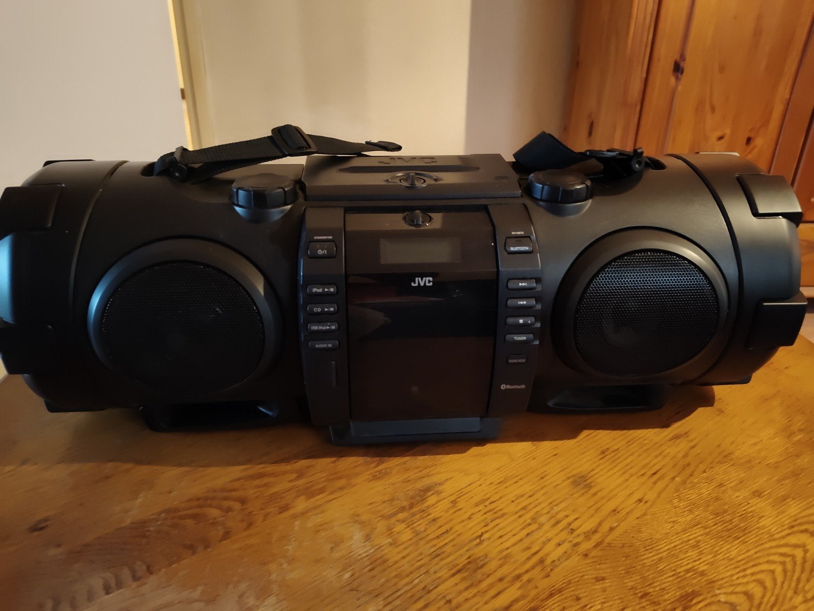 JVC Boomblaster RV-NB200BT Draagbare CD-speler, Ophalen, JVC, Draagbaar, Cd-speler