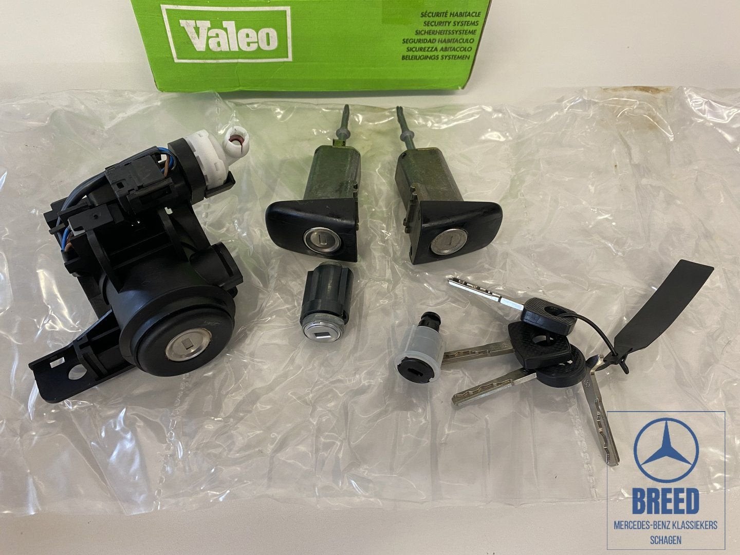 NOS slotenset voor Mercedes-Benz W202 C-Klasse, Auto-onderdelen, -, Nieuw, Ophalen of Verzenden, -